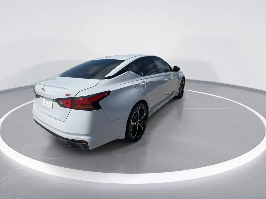 Used 2024 Gray Nissan 2.5 SR image 8
