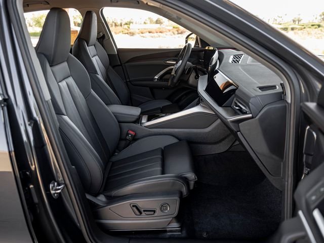 Used 2025 Tambora Gray Metallic Audi 2.0T Premium Plus image 27