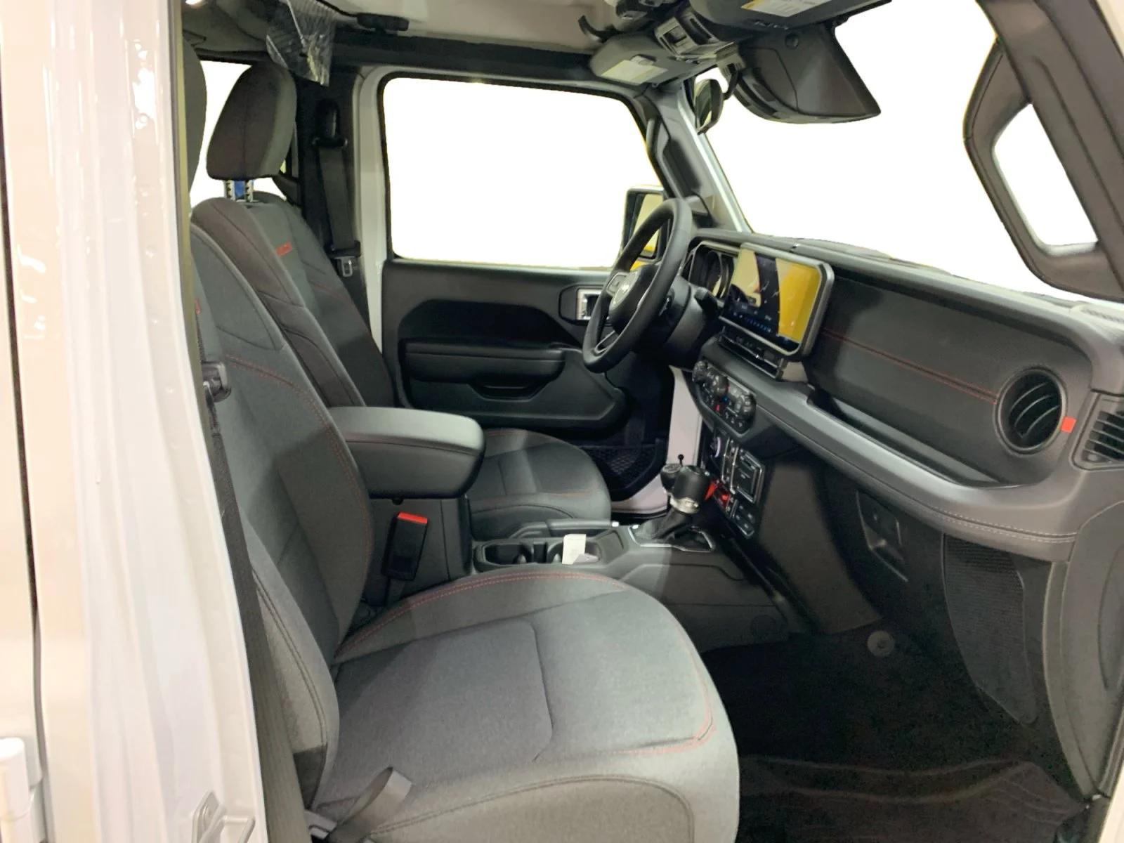 New 2026 Bright White Jeep Rubicon image 17
