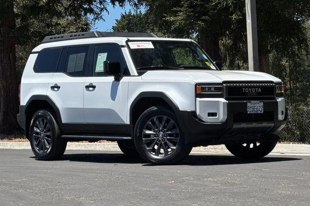 Certified Used 2026 PLATINUM WHITE PEARL MC. Toyota  image 24