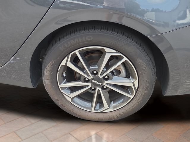 Certified Used 2024 Gray Kia LXS image 21
