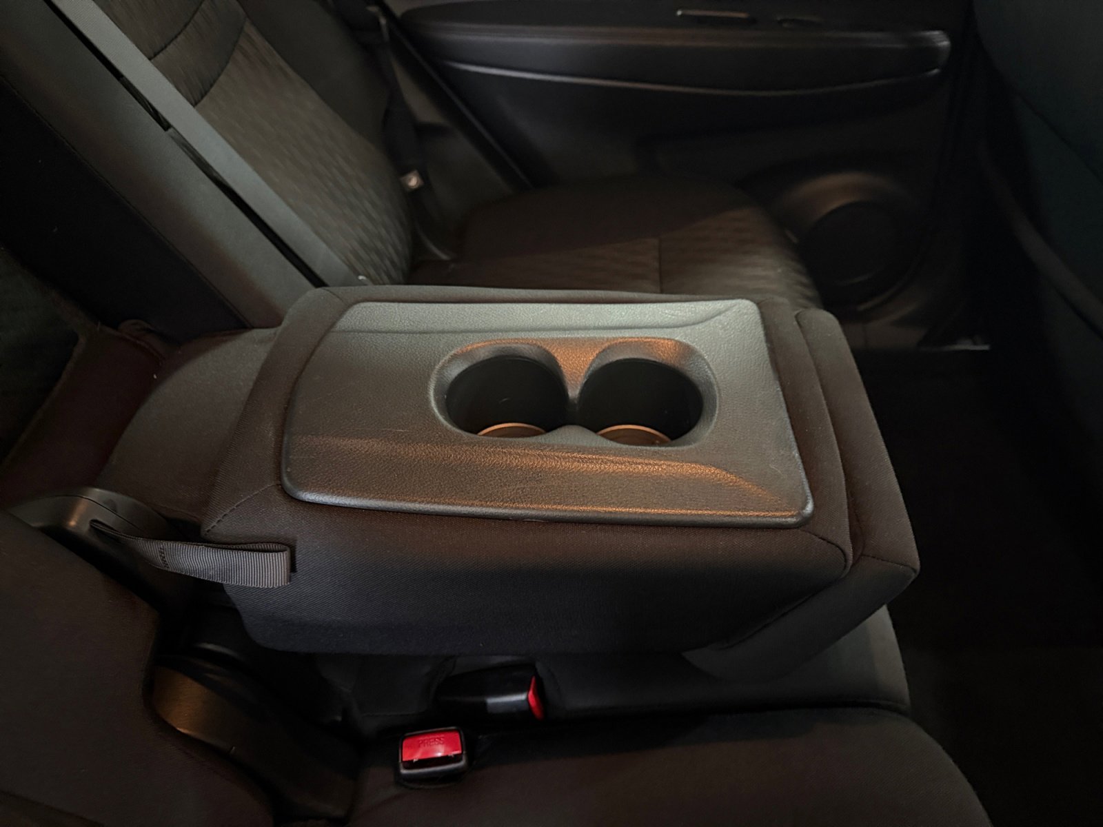 Used 2019 Glacier White Nissan SV image 32