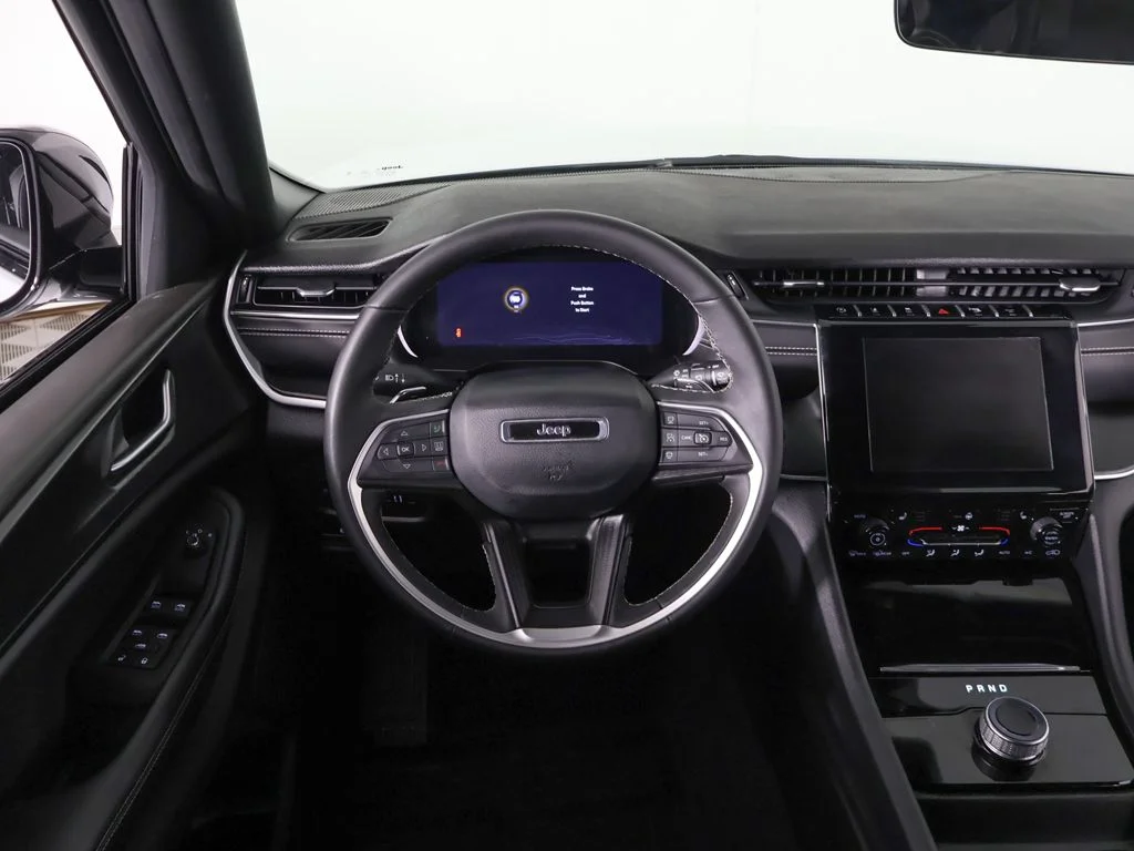 Used 2025 Bright White Clearcoat Jeep Altitude image 34
