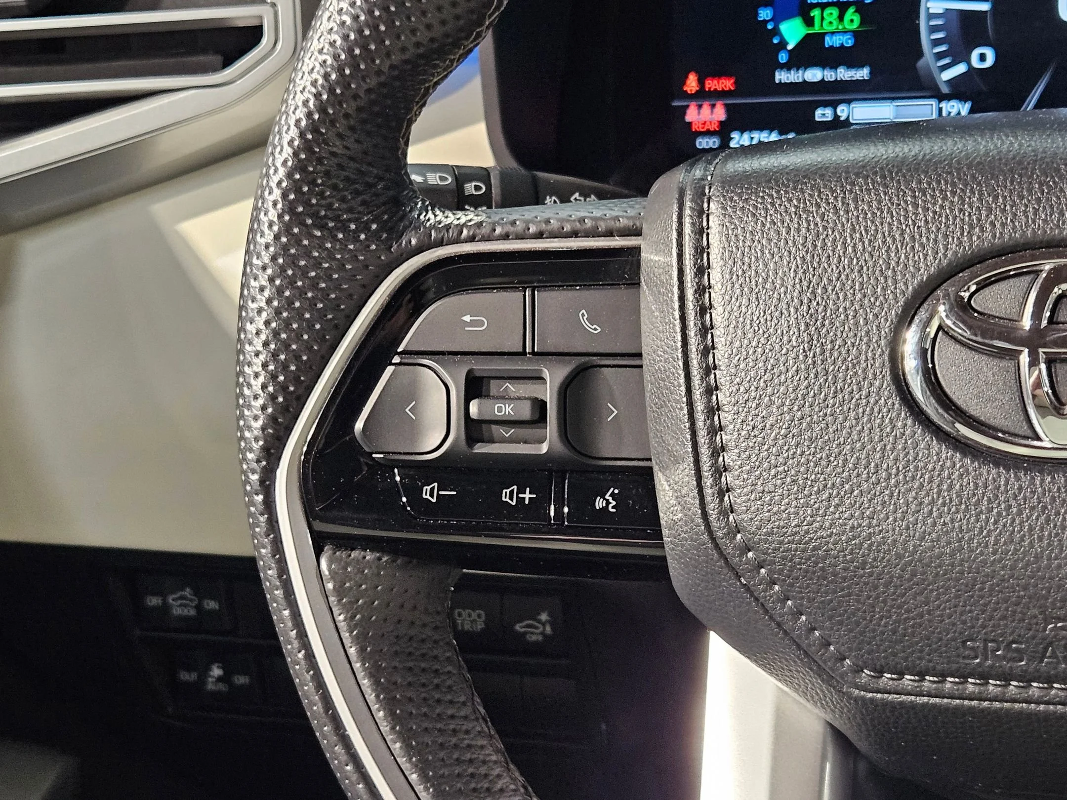 2024 Toyota Tundra Capstone - Photo 28