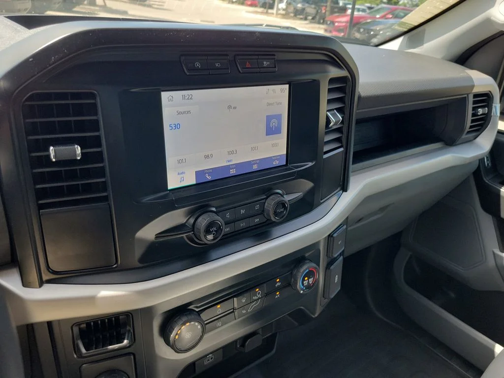 Used 2023 Oxford White Ford XL image 22