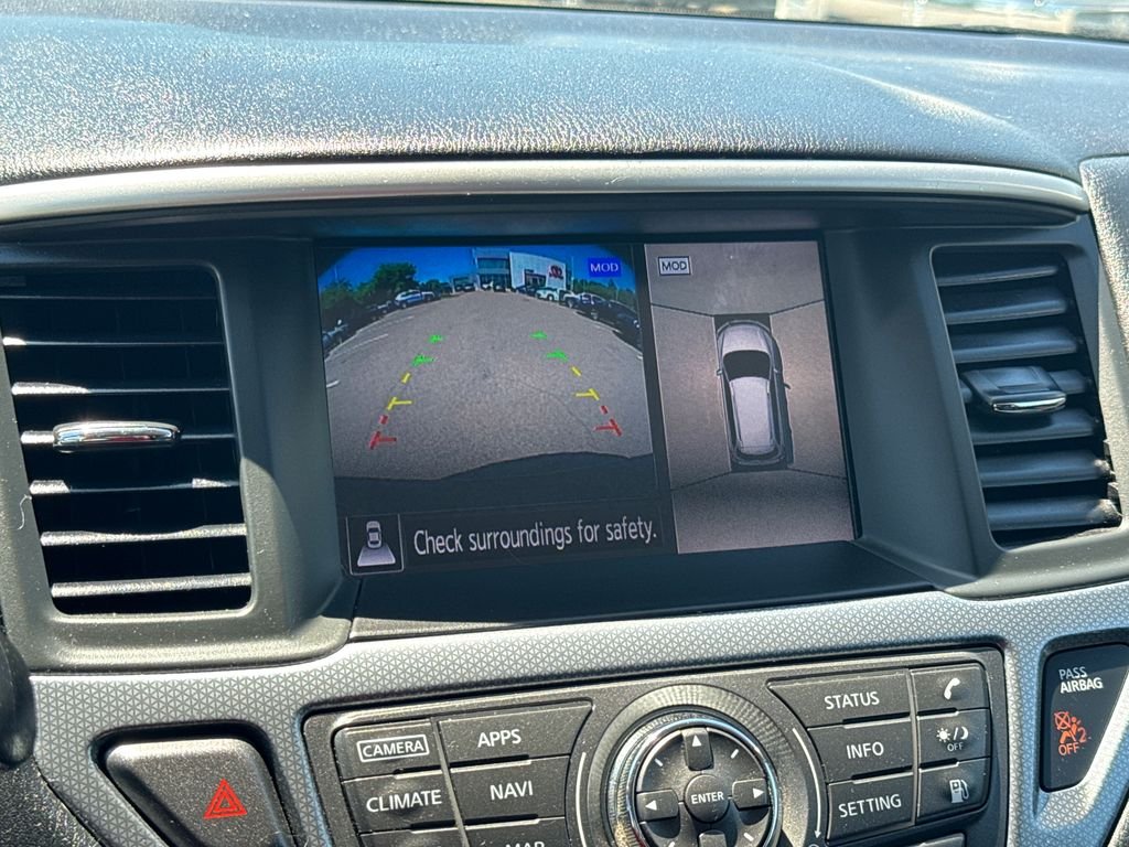 Used 2018 Black Nissan SL image 24