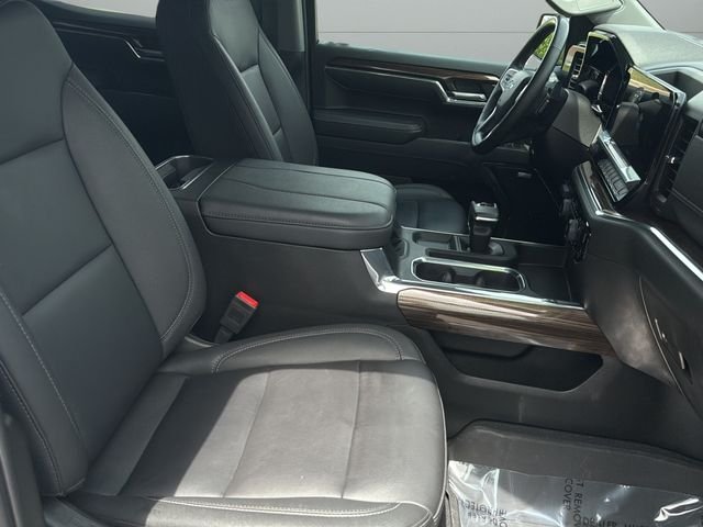Used 2024 Gray Chevrolet RST image 9