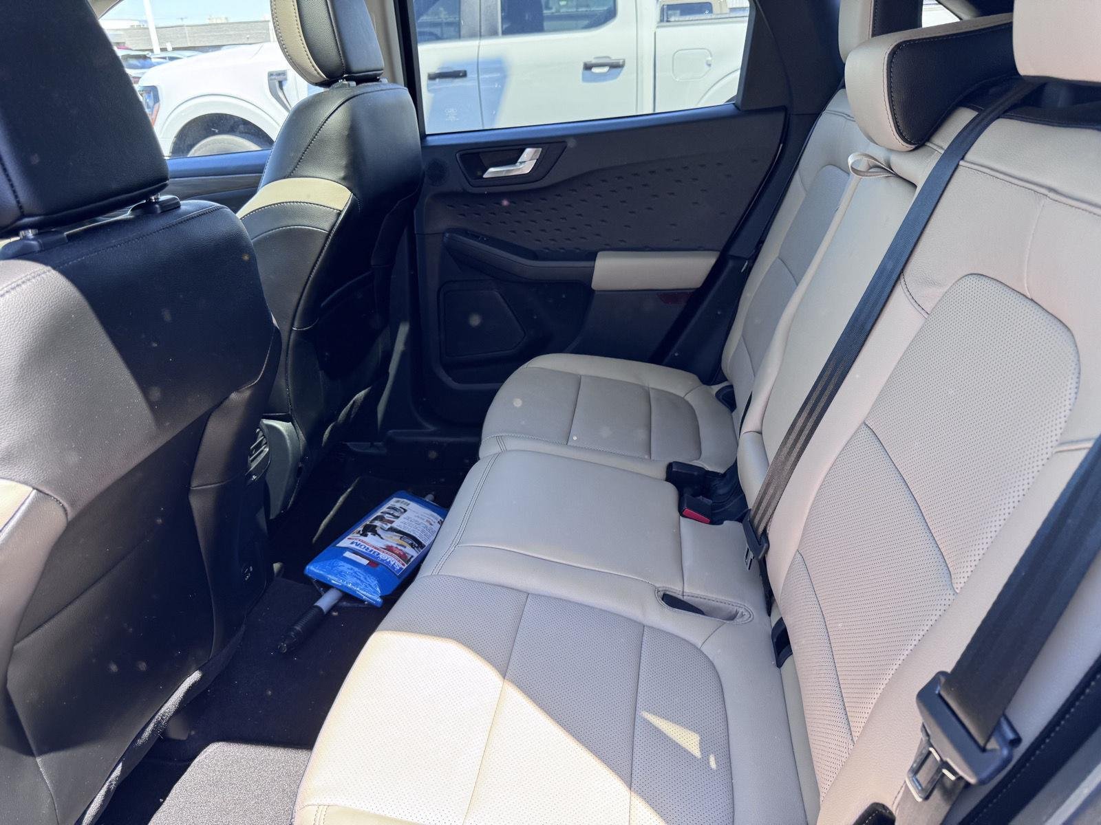 Used 2020 Star White Metallic Tri-Coat Ford Titanium image 9