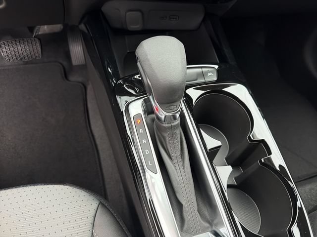 New 2026 Summit White Chevrolet LT image 20