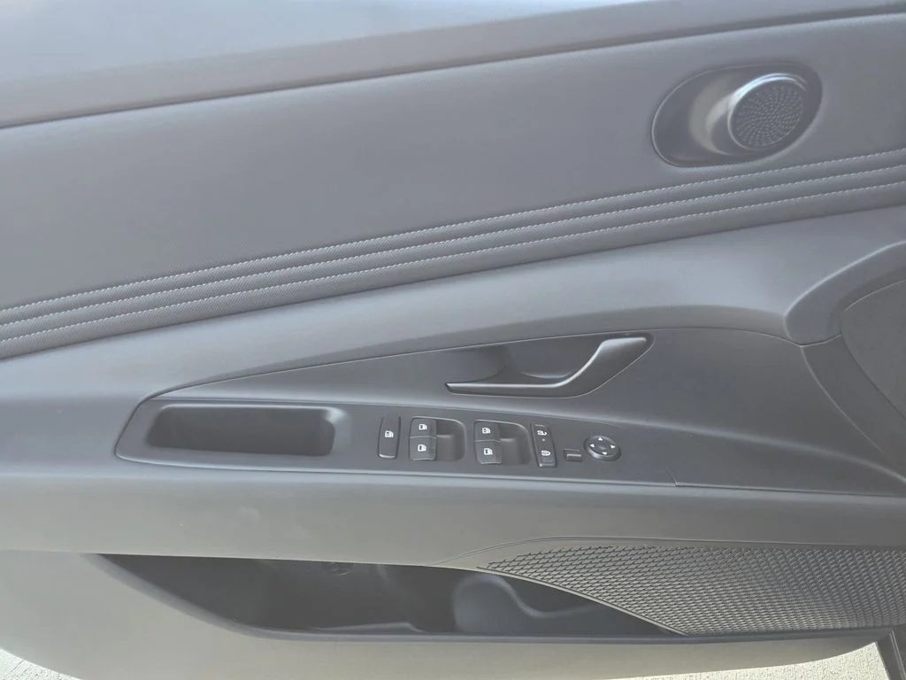 New 2026 White Hyundai SEL Sport image 15