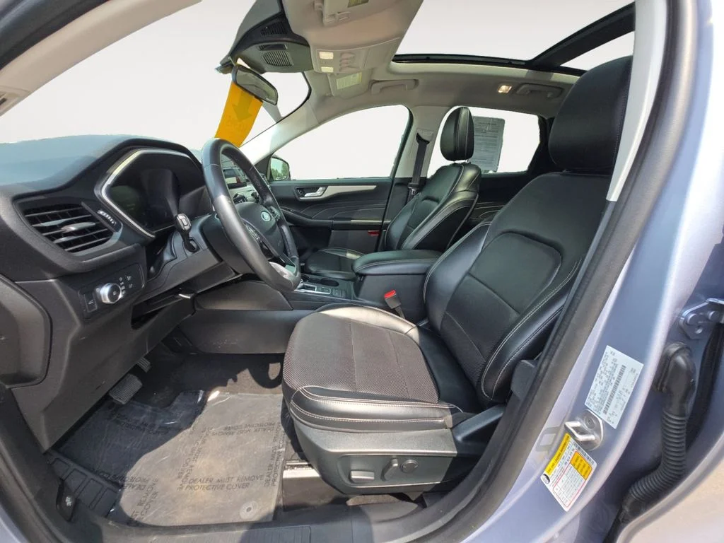 Used 2022 Blue Ford SEL image 11