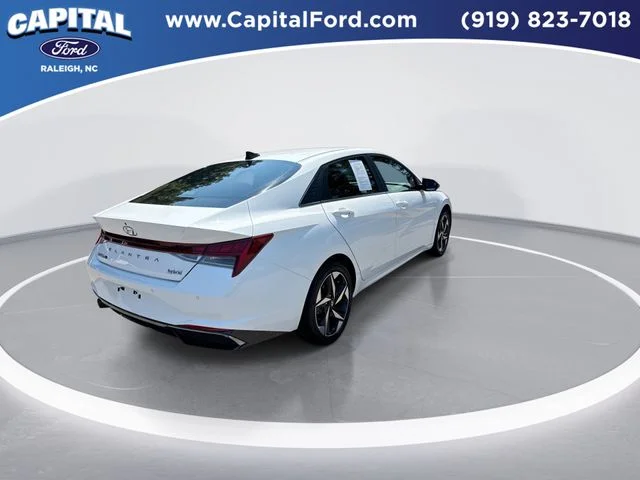 Used 2023 White Hyundai Limited image 8