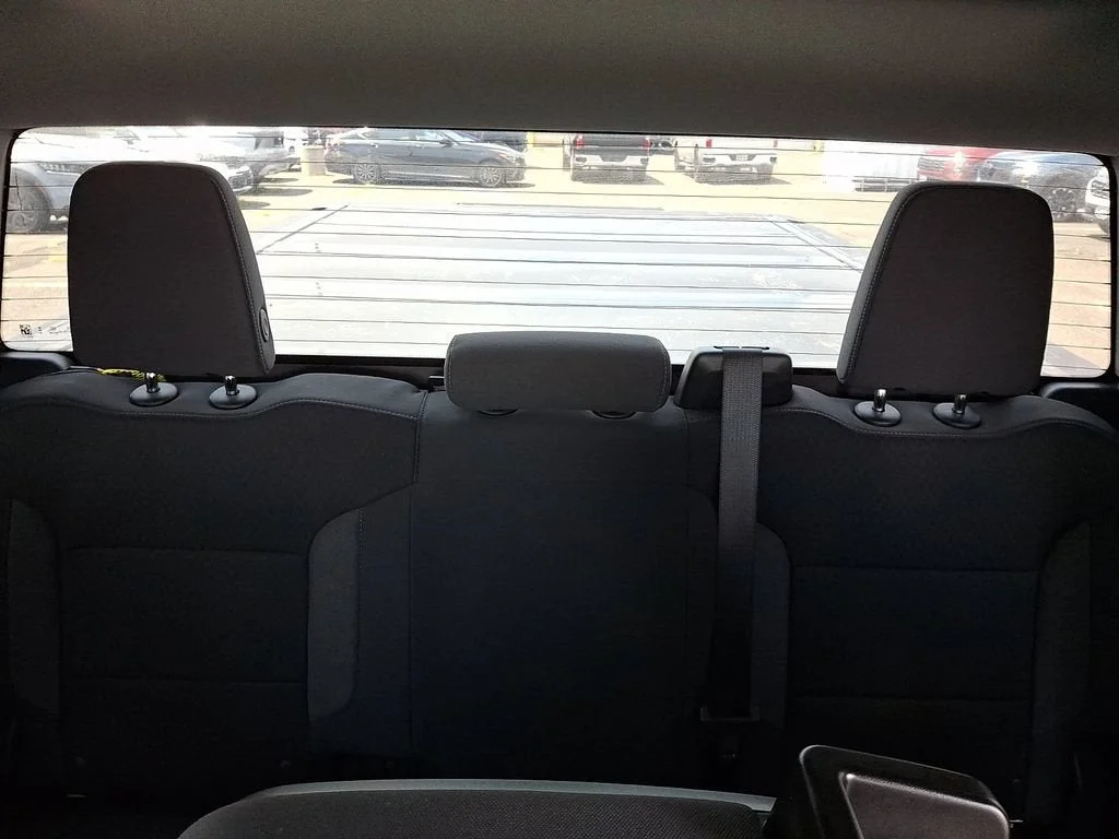 Used 2026 Summit White GMC Elevation image 53