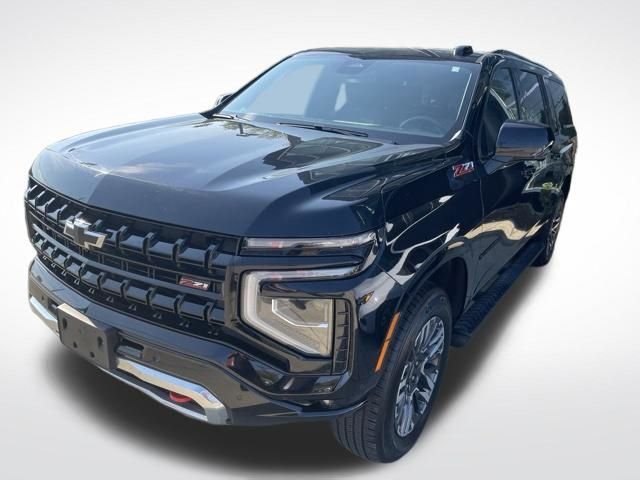 Used 2025 Black Chevrolet Z71 image 5