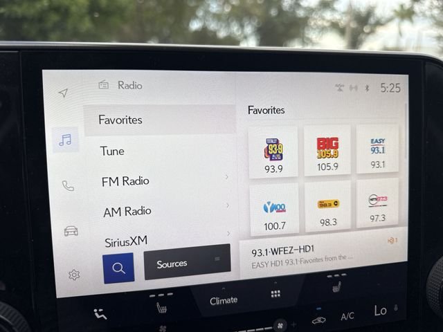 2023 Lexus NX 250 - Photo 16