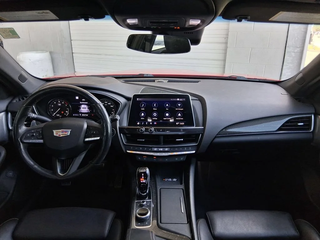 Used 2020 VELOCITY RED Cadillac Sport image 7