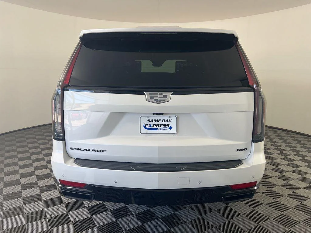 Used 2021 Crystal White Cadillac Sport image 34