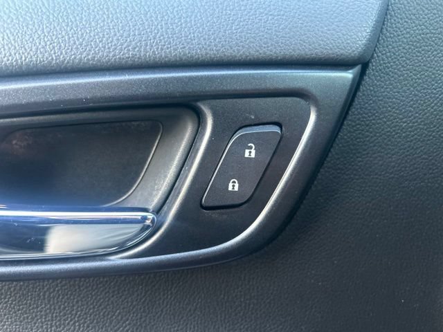 Used 2019 SATIN STEEL METALLIC GMC SLT image 16