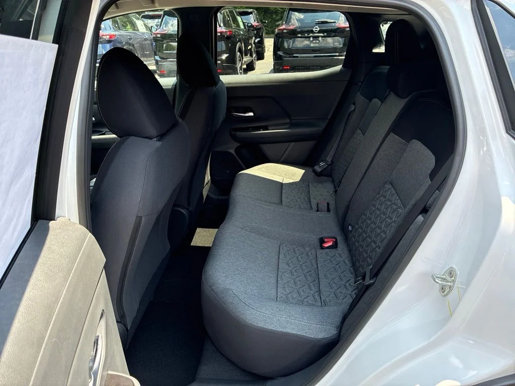 New 2026 Aspen White TriCoat / Super Black Two-tone Nissan SV image 22