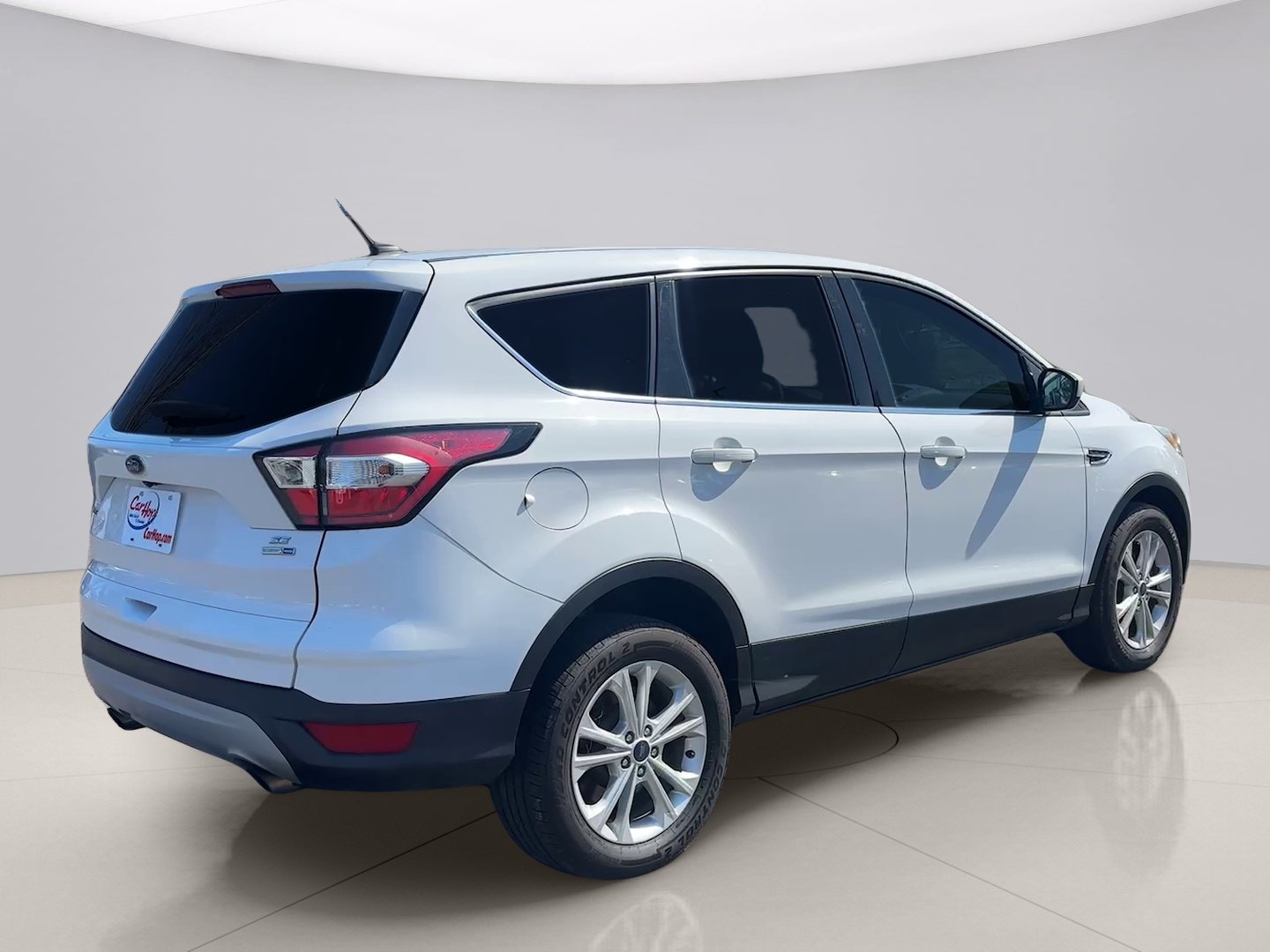 Used 2017 White Ford SE 4WD image 6