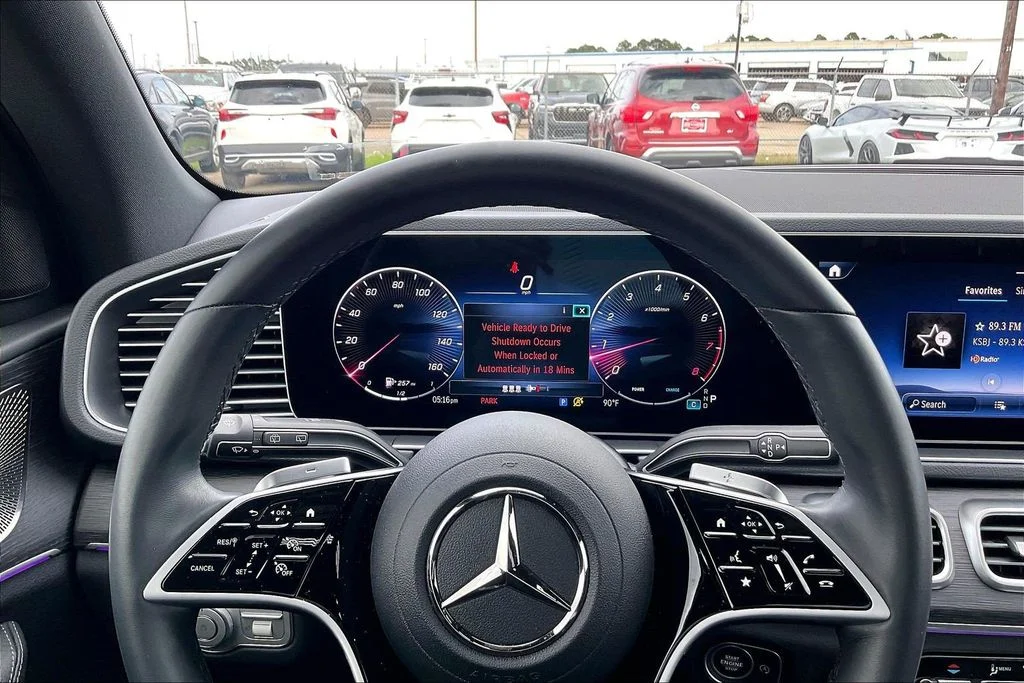 Used 2025 Gray Mercedes-Benz GLE 450 image 12