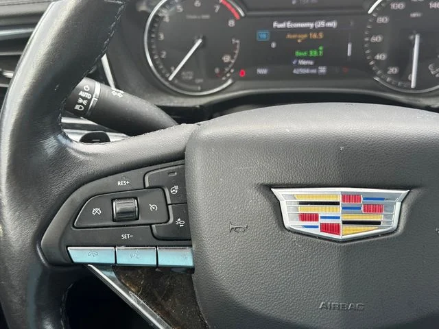 Certified Used 2022  Cadillac Premium Luxury image 28