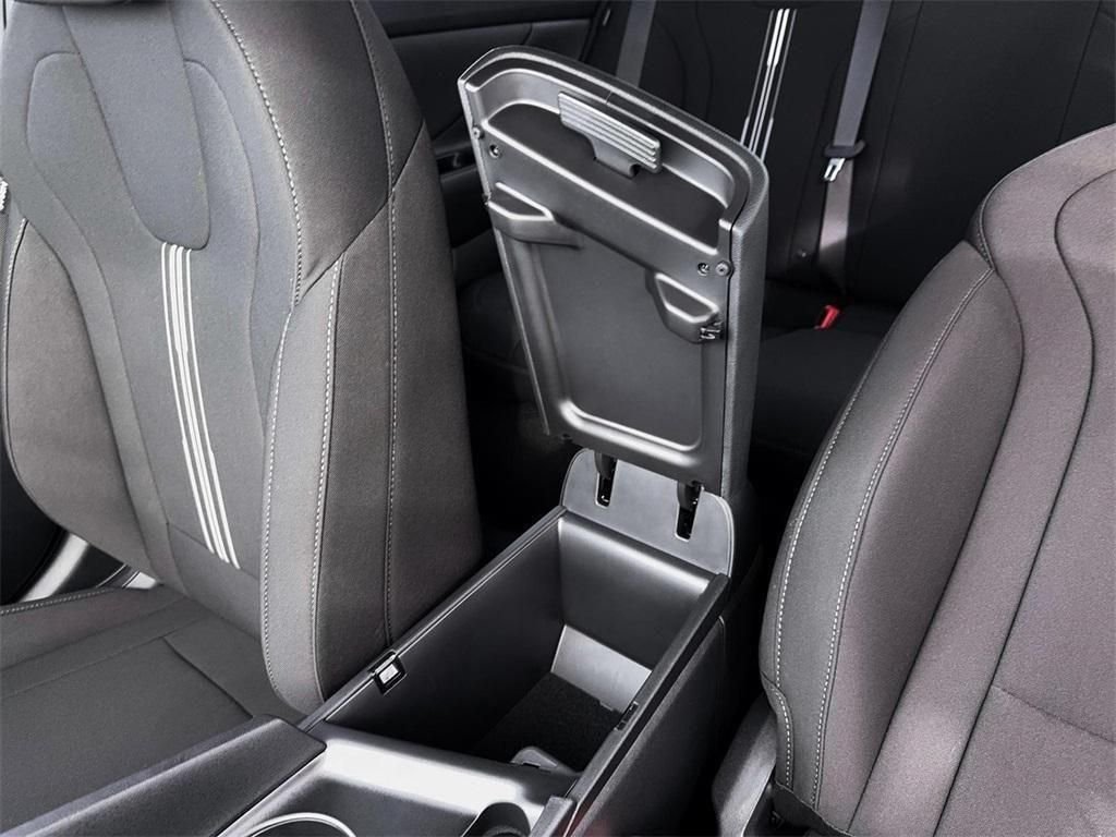 2026 Hyundai Elantra SEL Sport - Photo 18