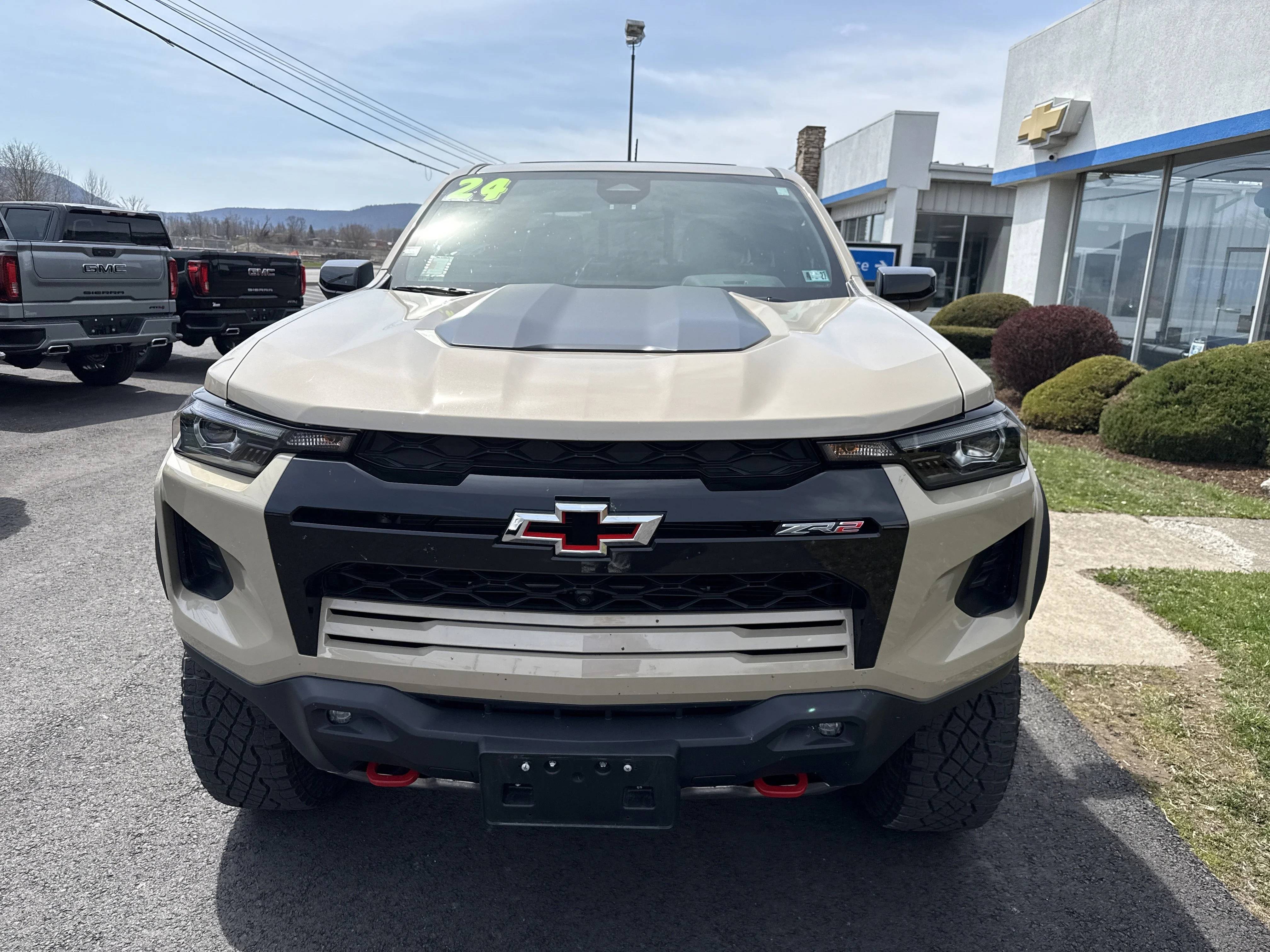 Used 2024 Sand Dune Metallic Chevrolet 4WD ZR2 image 9