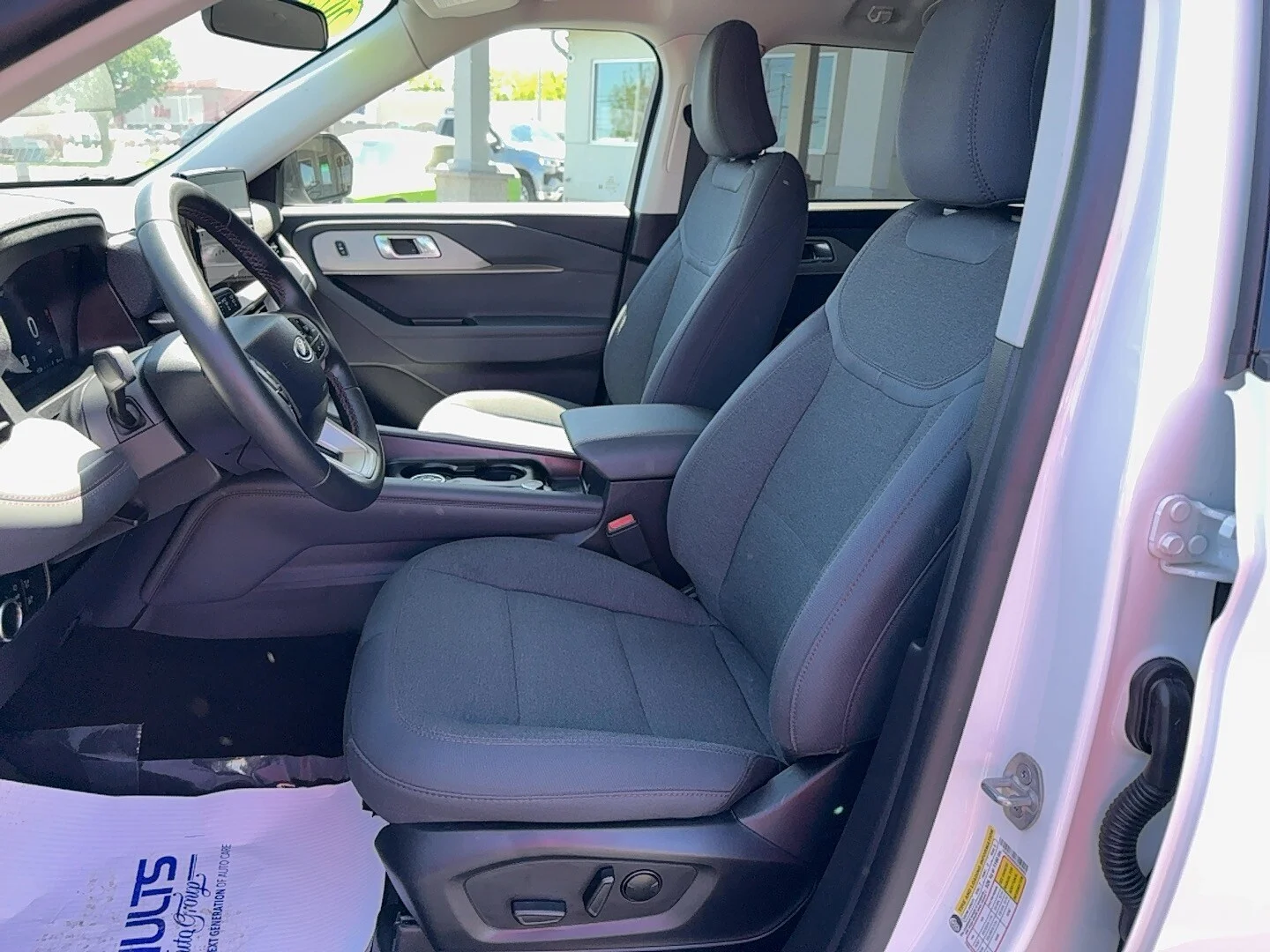 Used 2025 White Ford Active image 11