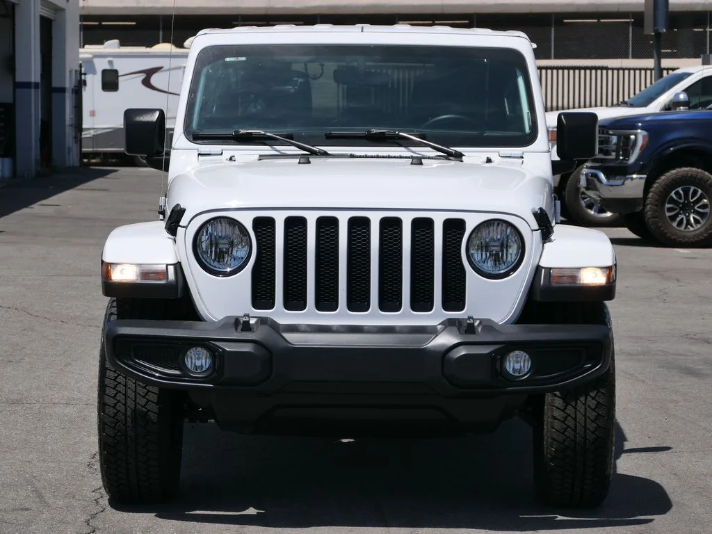 Used 2022 Bright White Clear Coat Jeep  image 6