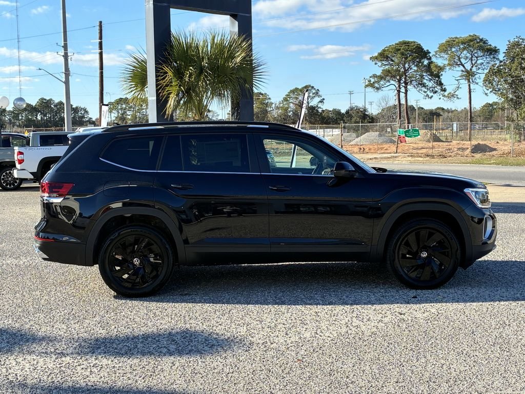 New 2026 Black Volkswagen 2.0T SE w/Technology image 8