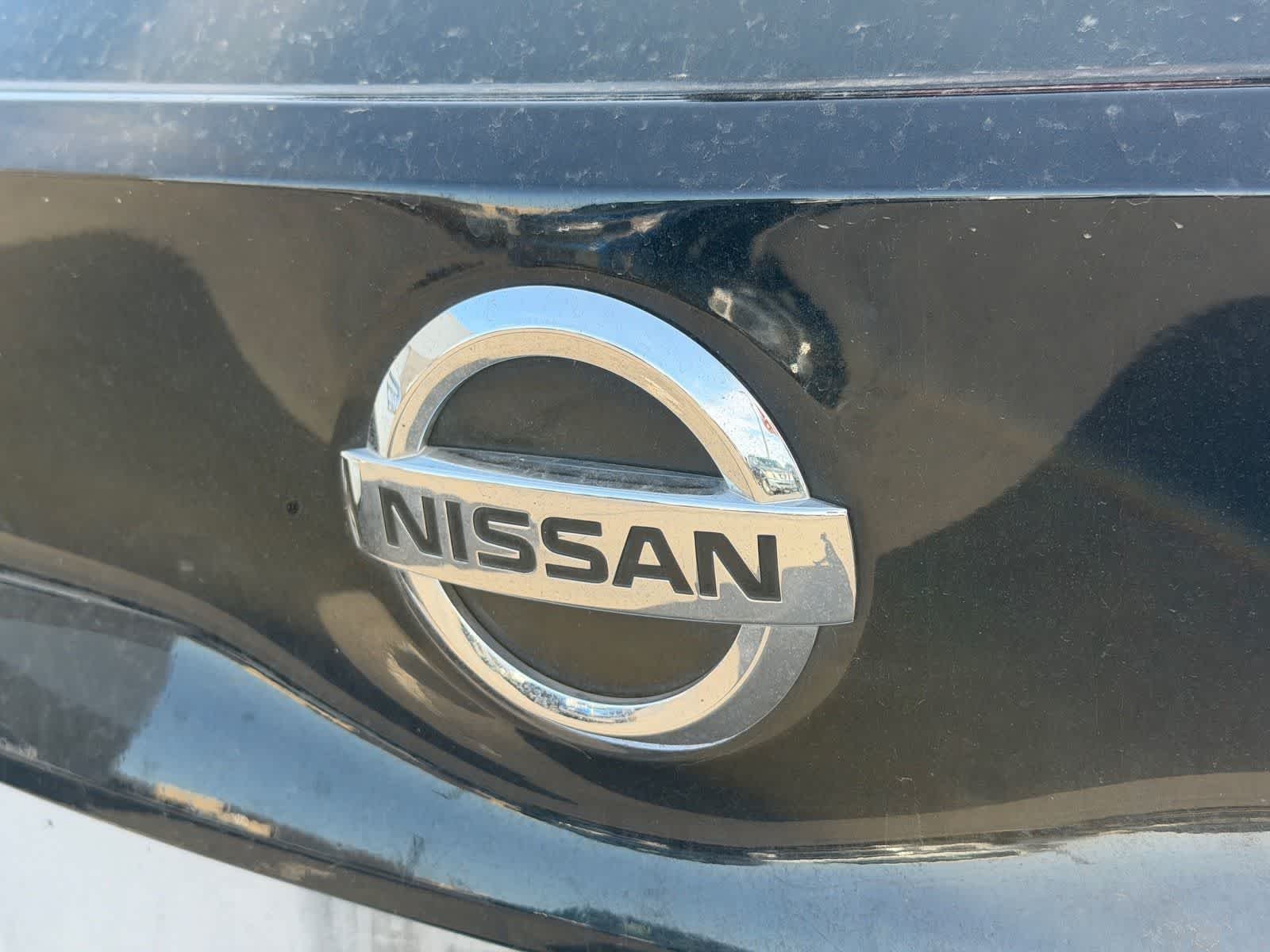 Certified Used 2022 Brilliant Silver Nissan SV PLUS image 9