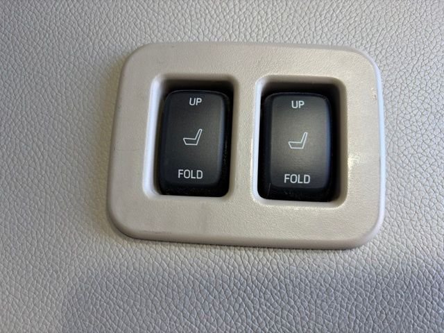 Used 2014 White Ford Limited image 54