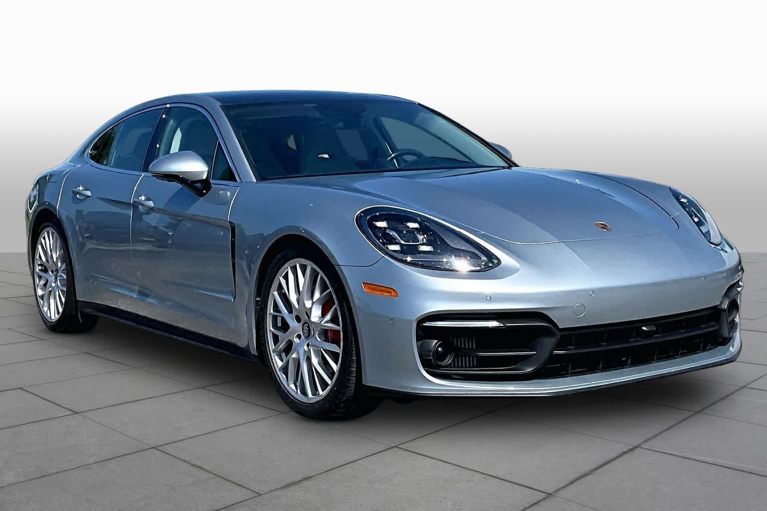 Pre-Owned 2022 Porsche Panamera 4S