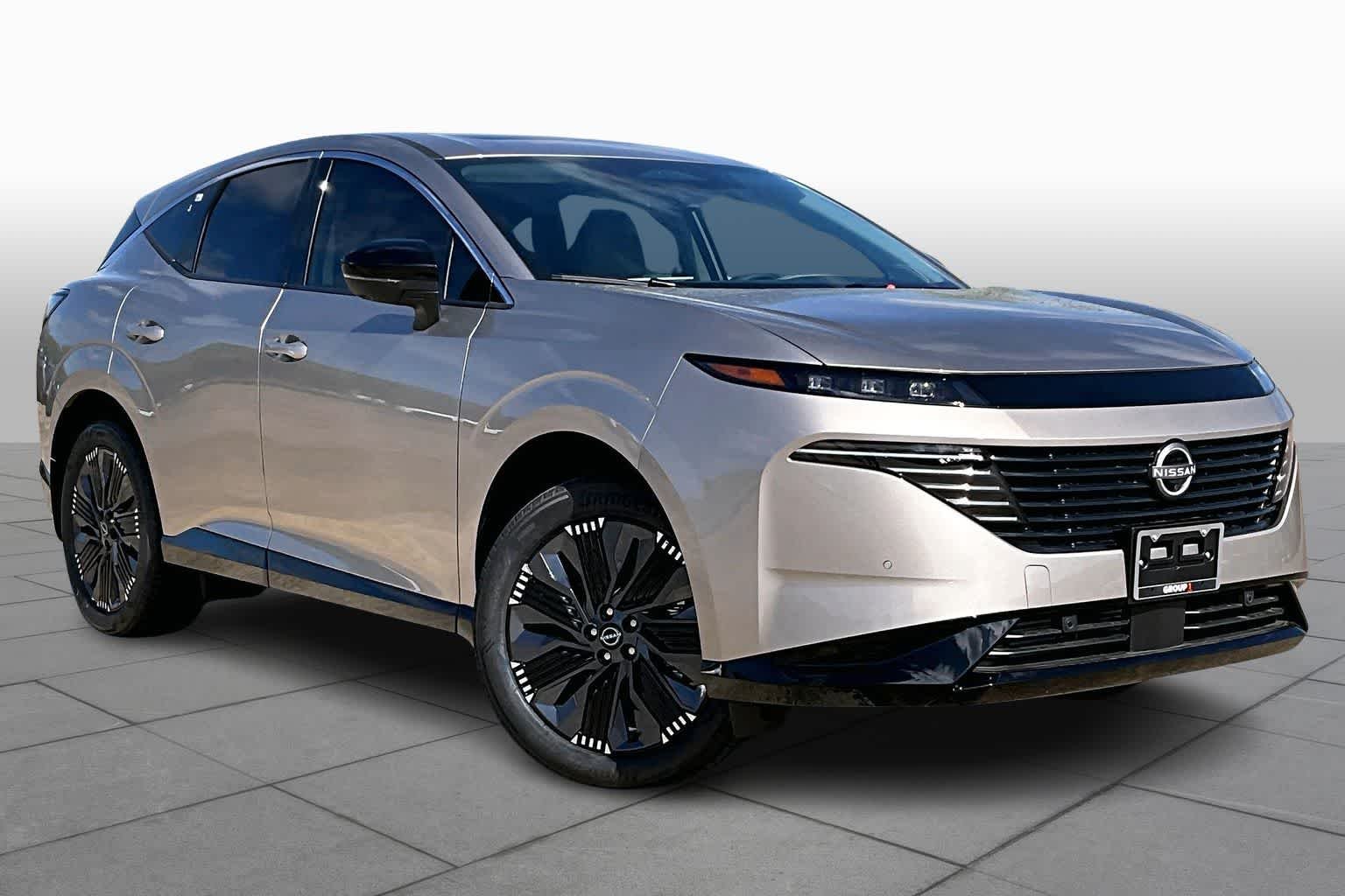 New 2026 Champagne Silver Metallic Nissan Platinum image 2