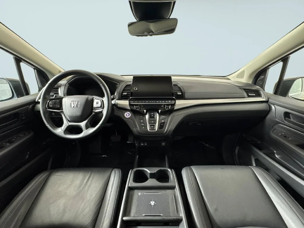 Used 2025 Black Honda EX-L image 7