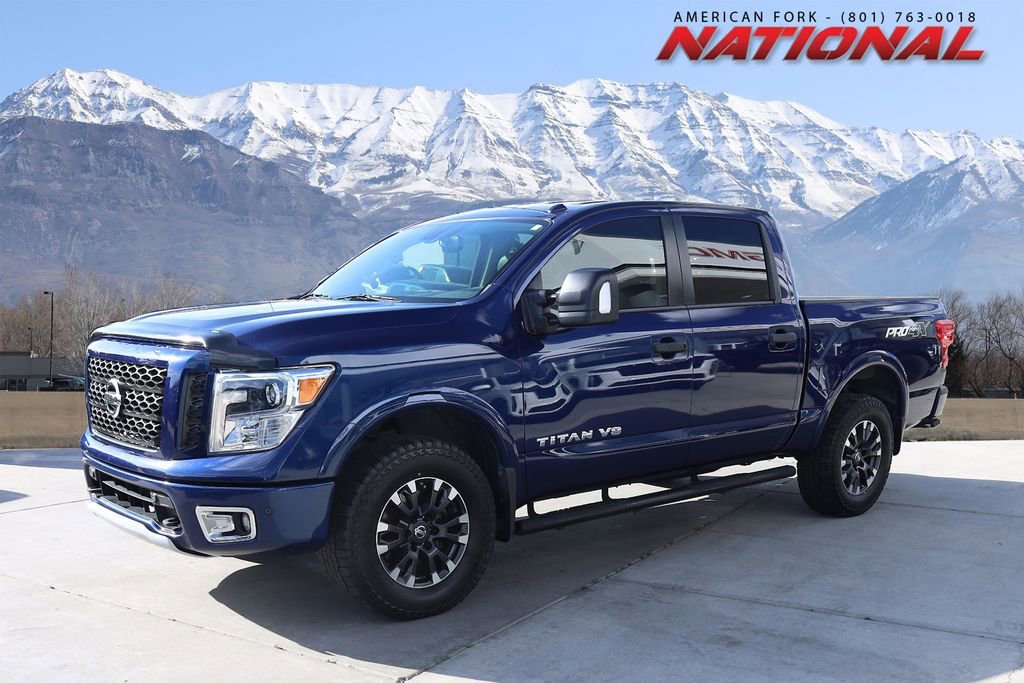 2018 Nissan Titan PRO-4X 4X4 Crew Cab's photo