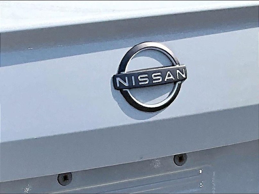 Certified Used 2024 White Nissan 2.5 SR image 28