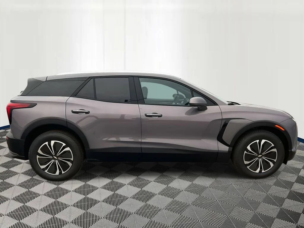 2026 Chevrolet Blazer EV LT - Photo 6