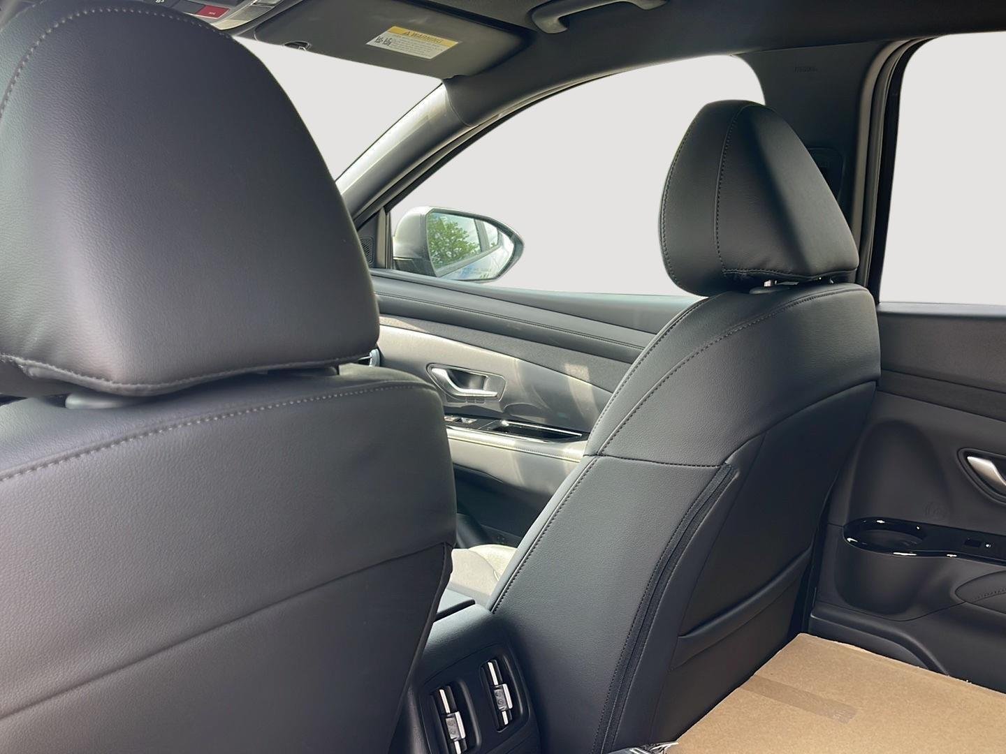 New 2026 Phantom Black Hyundai XRT image 12