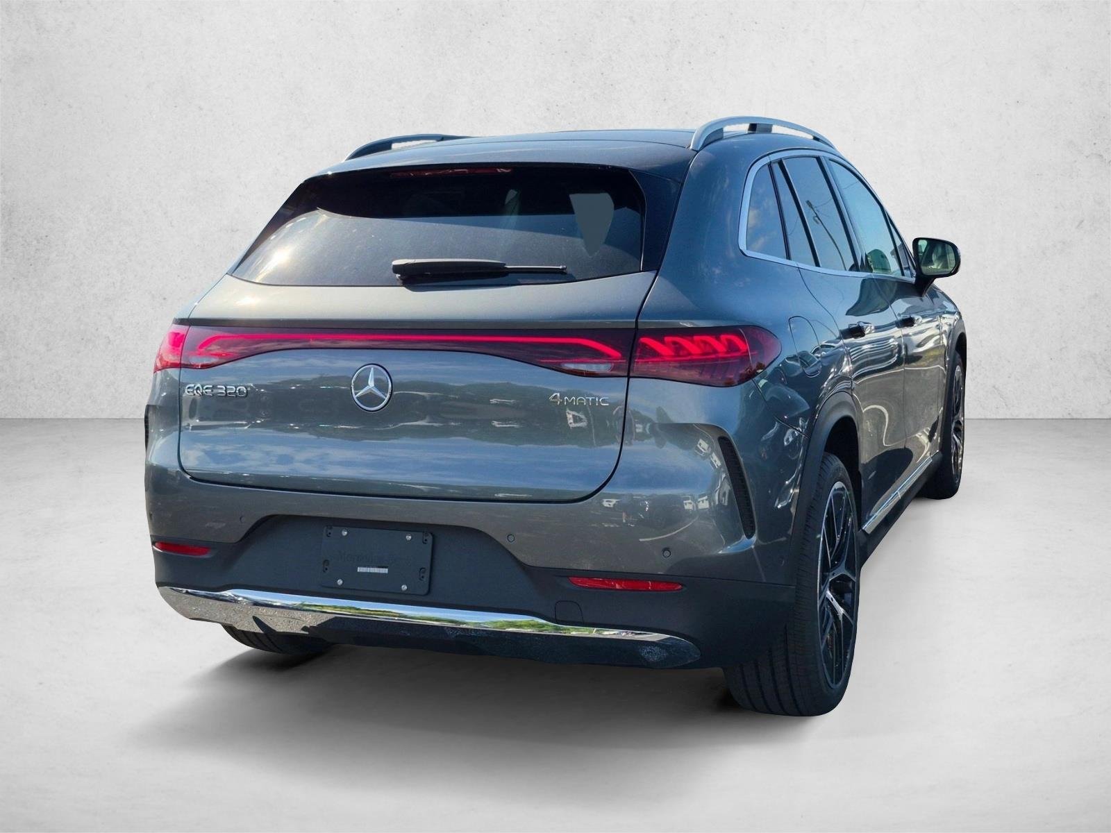 New 2026 Selenite Grey Metallic Mercedes-Benz EQE320 image 2