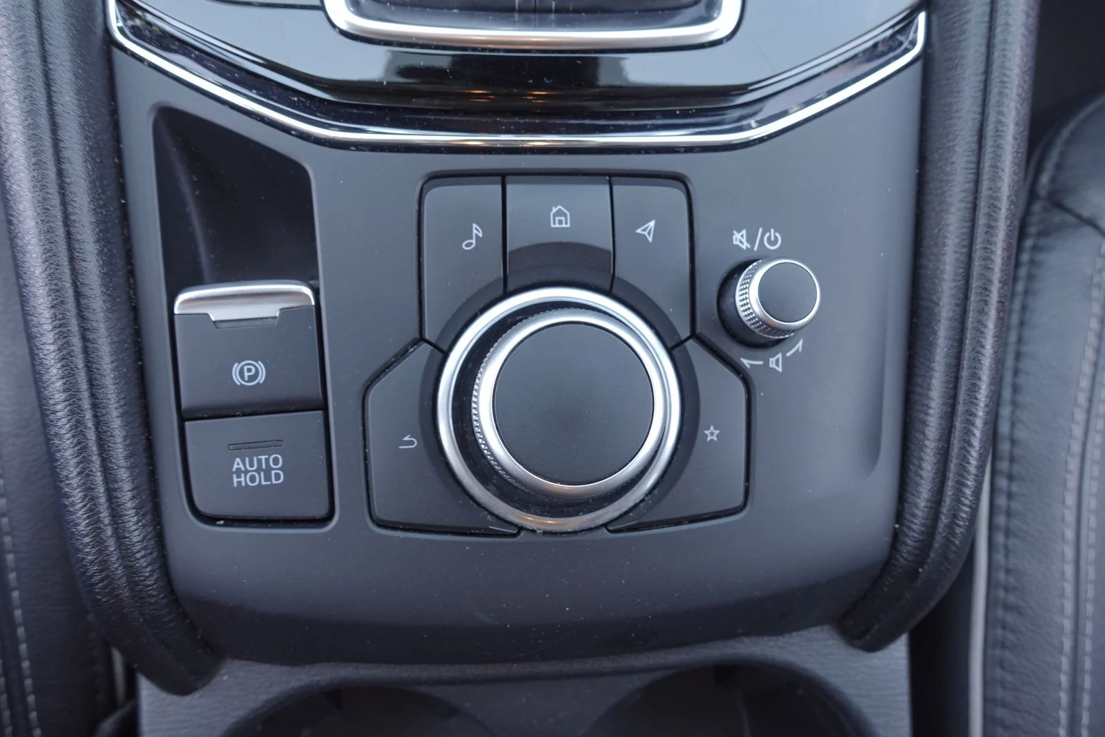 Certified Used 2025 Machine Gray Metallic Mazda 2.5 S Preferred Package image 23