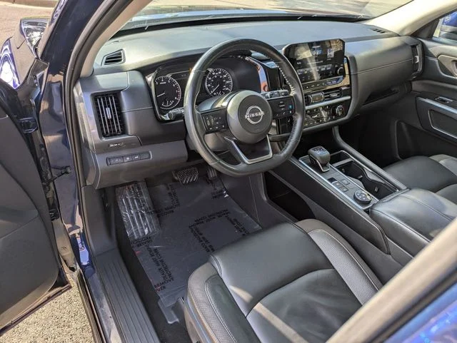 Used 2023 Blue Nissan SL image 10