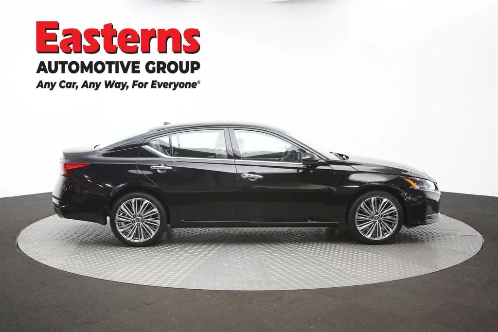 Used 2024 Black Nissan 2.5 SL image 45