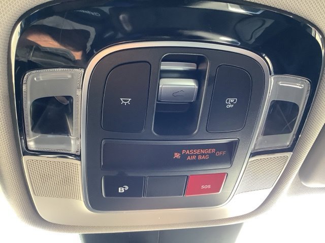 2025 Hyundai Tucson Limited - Photo 28