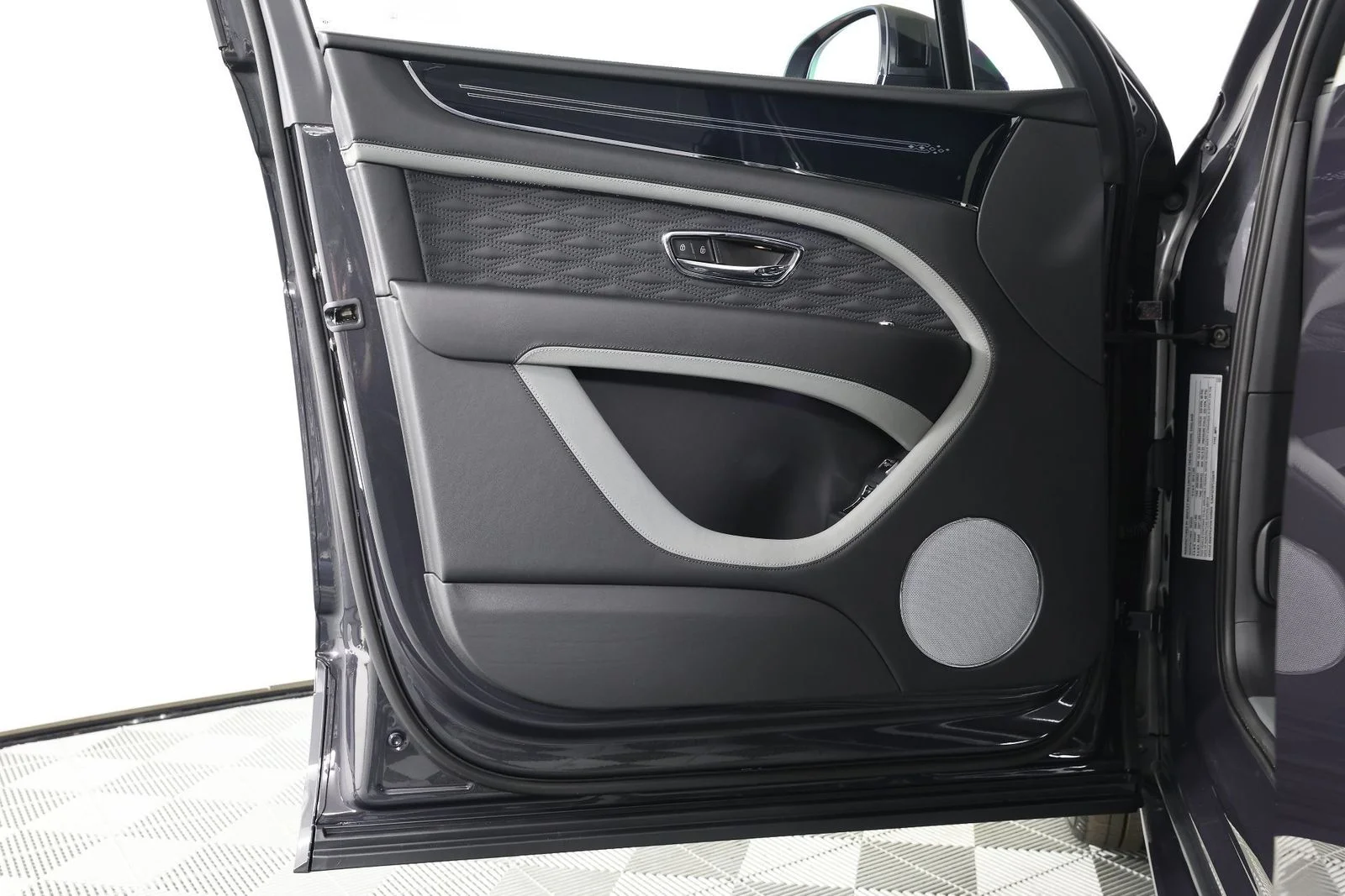 2026 Bentley Bentayga Speed - Photo 21
