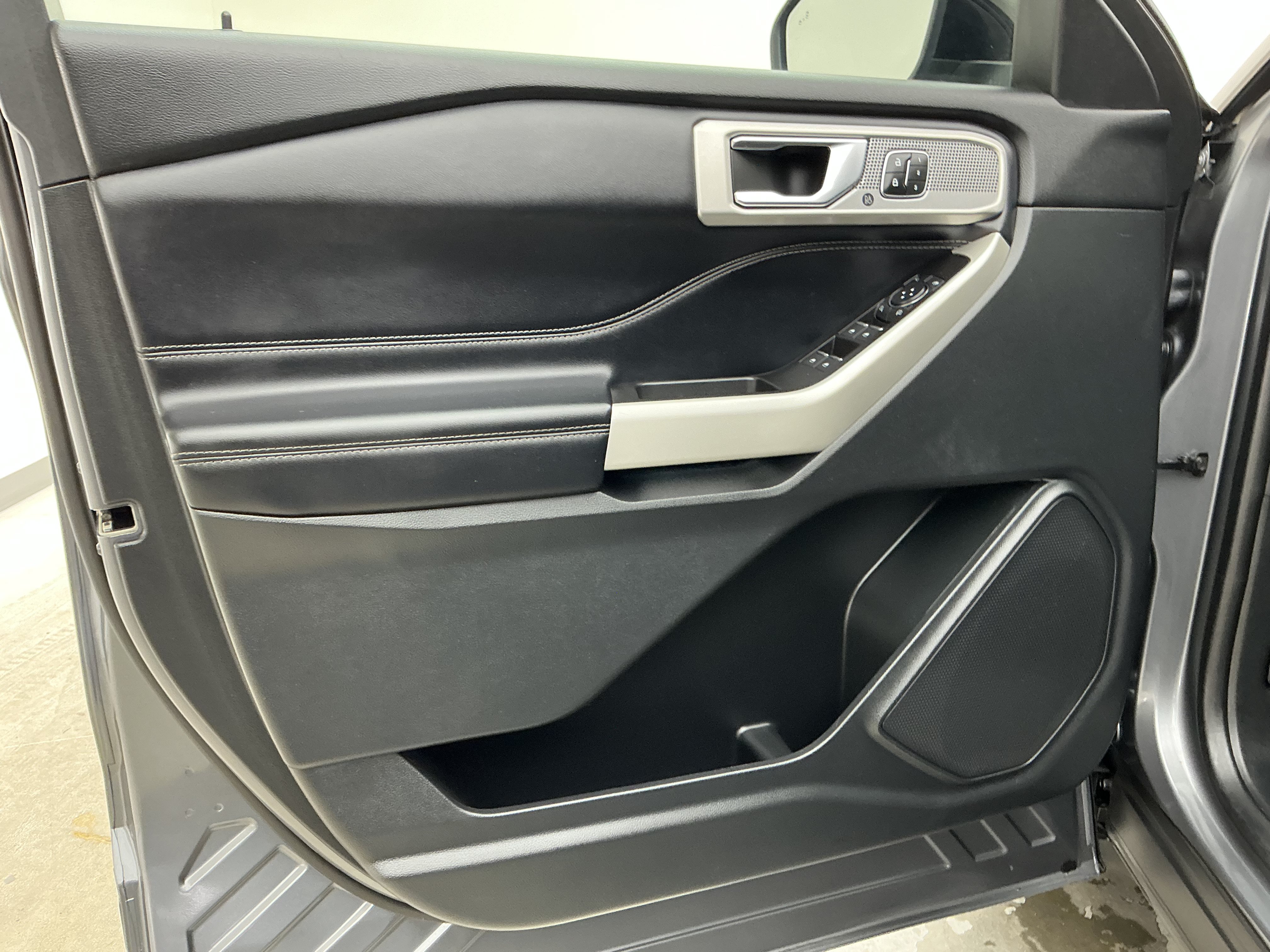Used 2021 Carbonized Gray Metallic Ford Limited image 15