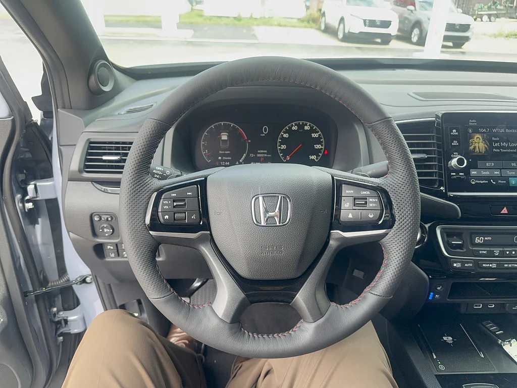 New 2026 Sonic Gray Pearl Honda Black Edition image 13