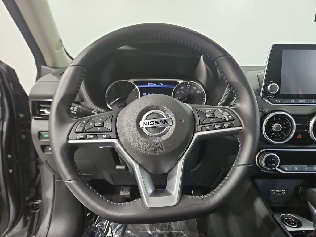 Used 2020 Gray Nissan SV image 15