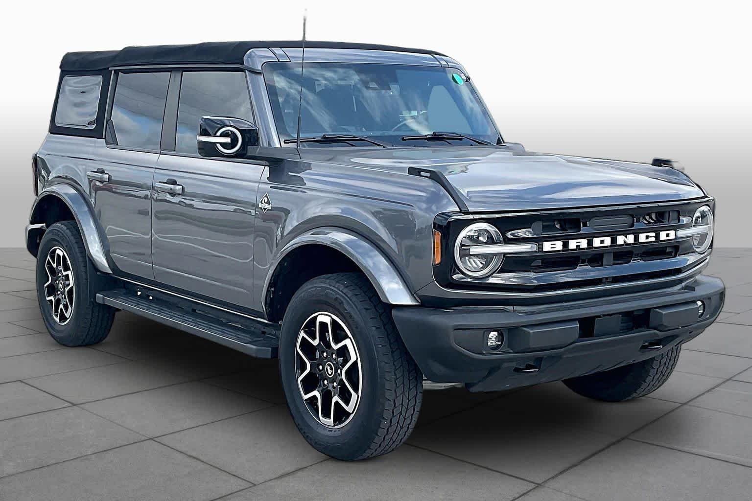 Used 2023 Carbonized Gray Metallic Ford Outer Banks image 3